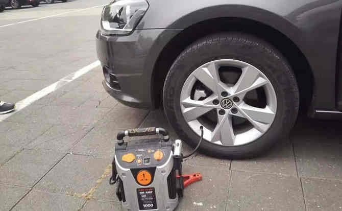 旅顺口区汽车搭电案例